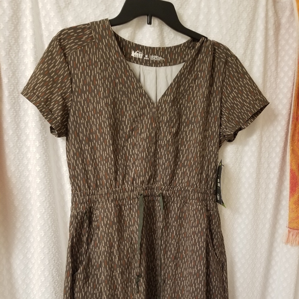 REI dress